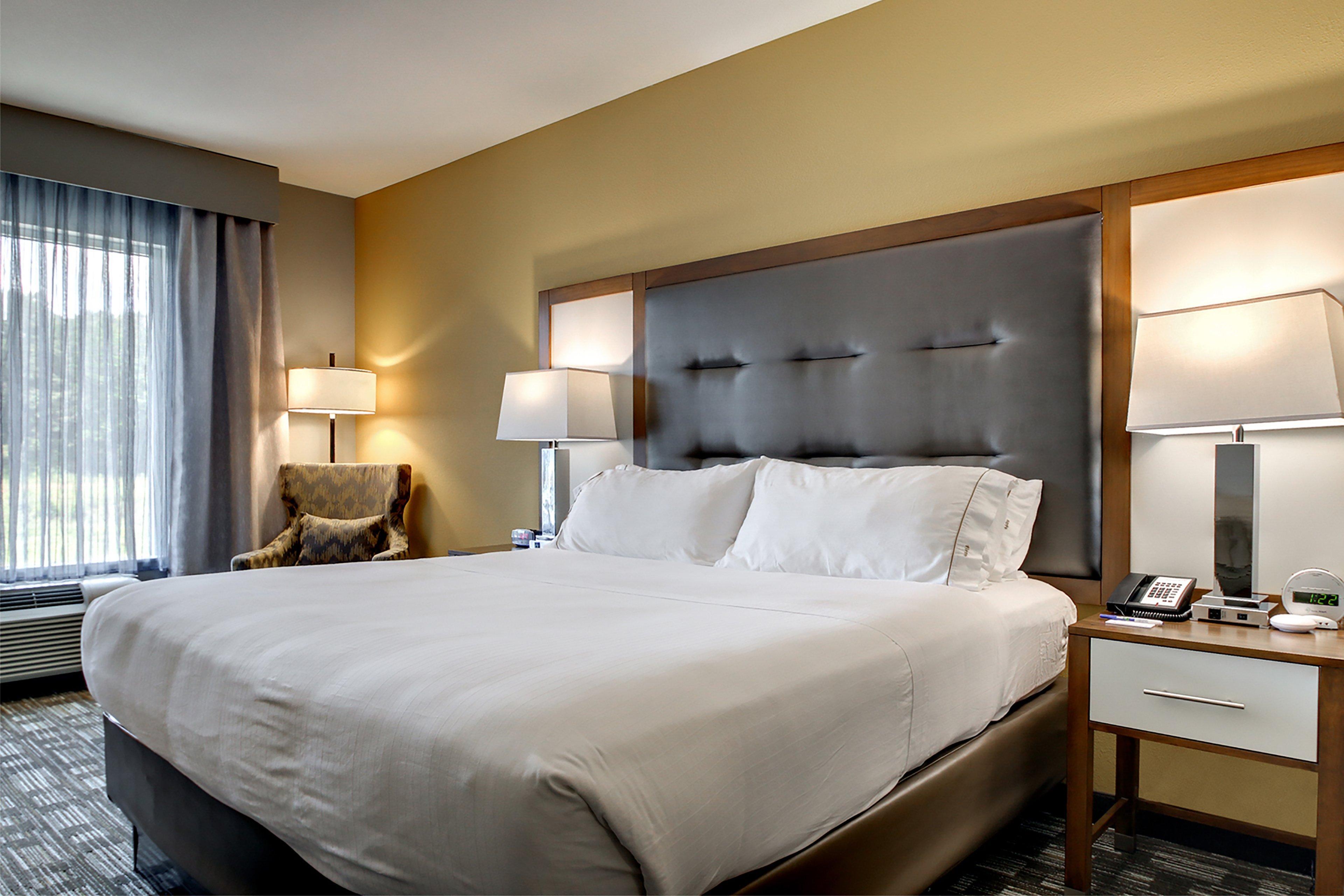Holiday Inn Express & Suites Олбані Екстер'єр фото